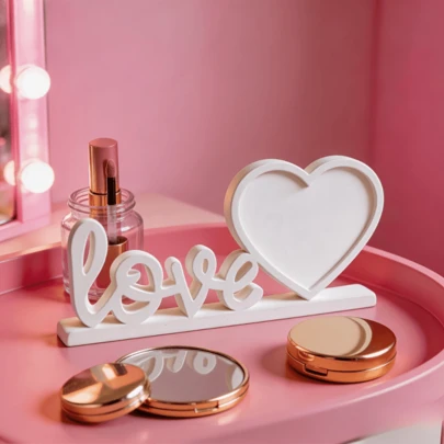 1pc Creative Heart-Shaped 3D Photo Frame Desktop Display Stand, Couple Commemorative Photo Frame, Decorative Tabletop Photo Frame, Minimalist Personalized Office Desk Decor, Gift For Valentine's Day, Anniversary, Wedding, Mother's Day, Holidays
