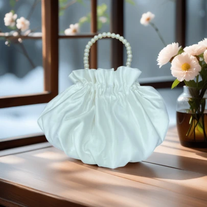Túi xách satin đính ngọc trai dễ thương mới, túi tote nhỏ, túi sườn xám, túi dự tiệc, túi dự tiệc trang trọng, túi xô.