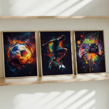 3 Stücke Fußball und Spielcontroller Leinwand Wandkunst Set, Graffiti Stil Sportdruck, Hochformat, wasserfestes Leinwandmaterial, fertig zum Aufhängen, geeignet für Teenager und Gamer Zimmer Dekoration, optional gerahmte Wandkunst - A - Übersicht 3