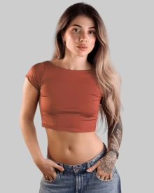 CROPPED OPEN BACK NECKLINE SHORT TIGHT BLOUSE BASIC MINIMALIST STYLE CASUAL BABY TEE AITONA - 摩卡棕 - 查看 3