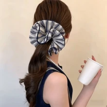 Dây buộc tóc sọc thanh lịch, chất liệu polyester, thích hợp cho búi tóc, tóc đuôi ngựa, dùng được cho mọi mùa. - Nhiều màu - Xem 7