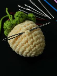 Bộ 26 món gồm kim may, kim khâu nỉ, kim thêu, kim vá và kim móc, dụng cụ đan móc thủ công DIY có vạch đo độ dày kim. - Bộ kim khâu nổi bật - Xem 5