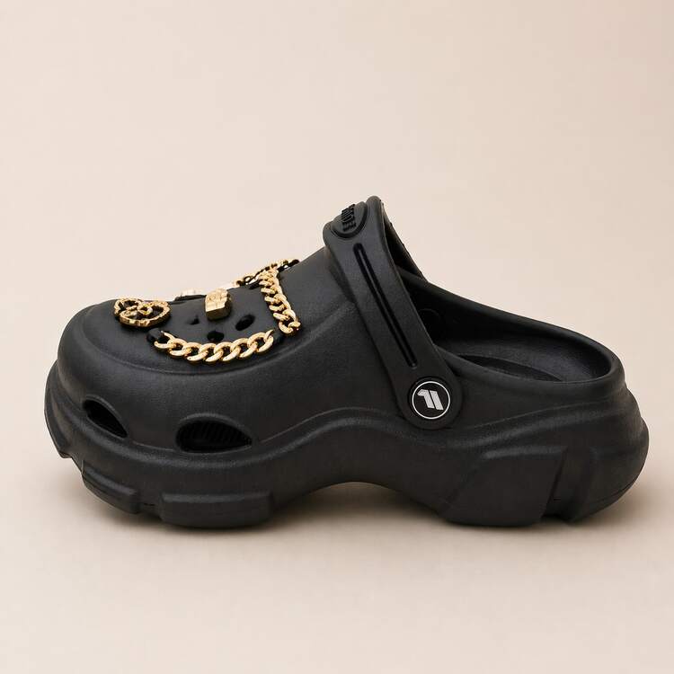 Women's Platform Sandal With Gold Charms - Comfortable And Stylish - 黑色 - 查看 2
