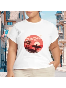 2026 Camiseta unisex de algodón casual de verano, estampada diseño playero surf atardecer, ropa de vacaciones, colores blanco y negro, tallas extras disponibles - Blanco - Ver 1