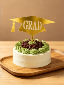 3个金色亚克力“GRAD”字样蛋糕装饰插牌，配有毕业帽，适用于毕业派对、返校季、退休和周年庆典。可点缀纸杯蛋糕、甜点桌和烘焙食品。是毕业典礼、退休庆典和节日派对的必备闪亮装饰品。 - B - 查看 5