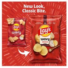 Lay’s Wavy Original Flavor Potato Chips – Pack Of 2 (7.75 Oz Each) Crunchy Snack Bags - 15g - 查看 2