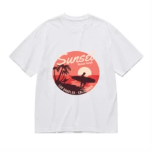 2026 Camiseta unisex de algodón casual de verano, estampada diseño playero surf atardecer, ropa de vacaciones, colores blanco y negro, tallas extras disponibles - Blanco - Ver 2