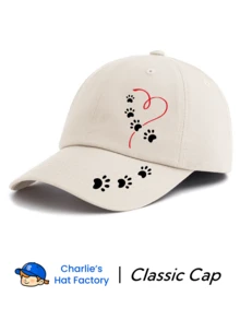 1顶经典棒球帽 - 简约心形图案 - 提供基础色（黑色、白色、米色、藏青色、灰色）和彩色（粉色、酒红色）可选 - 透气“光滑质感”可调节帽型 - 适合日常佩戴和送礼 - 愛心 - 查看 12