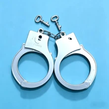 復古銀色塑膠手銬，無需電源，派對與萬聖節服裝配件，居家廚房活動用品 1/2/3件裝 - 彩色 - 查看 16