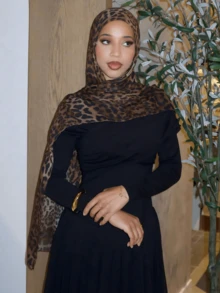 1 chiếc khăn quàng cổ nữ, khăn trùm đầu họa tiết da báo phong cách Bohemian, nhẹ và thoáng khí, phù hợp để sử dụng hàng ngày. - Màu cà phê - Xem 1