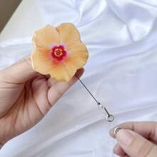 Acrylic Flat Gerbera Daisy Retractable Badge Reel, 360 Degree Rotating Alligator Clip Sleeve Badge Holder For Doctors, Nurses - one-size - View 14