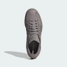Adidas Samba OG Silver Metallic Cracked Leather Women's JR0035 | Retro Heritage Style, Timeless Silhouette - 紅木色 - 查看 3