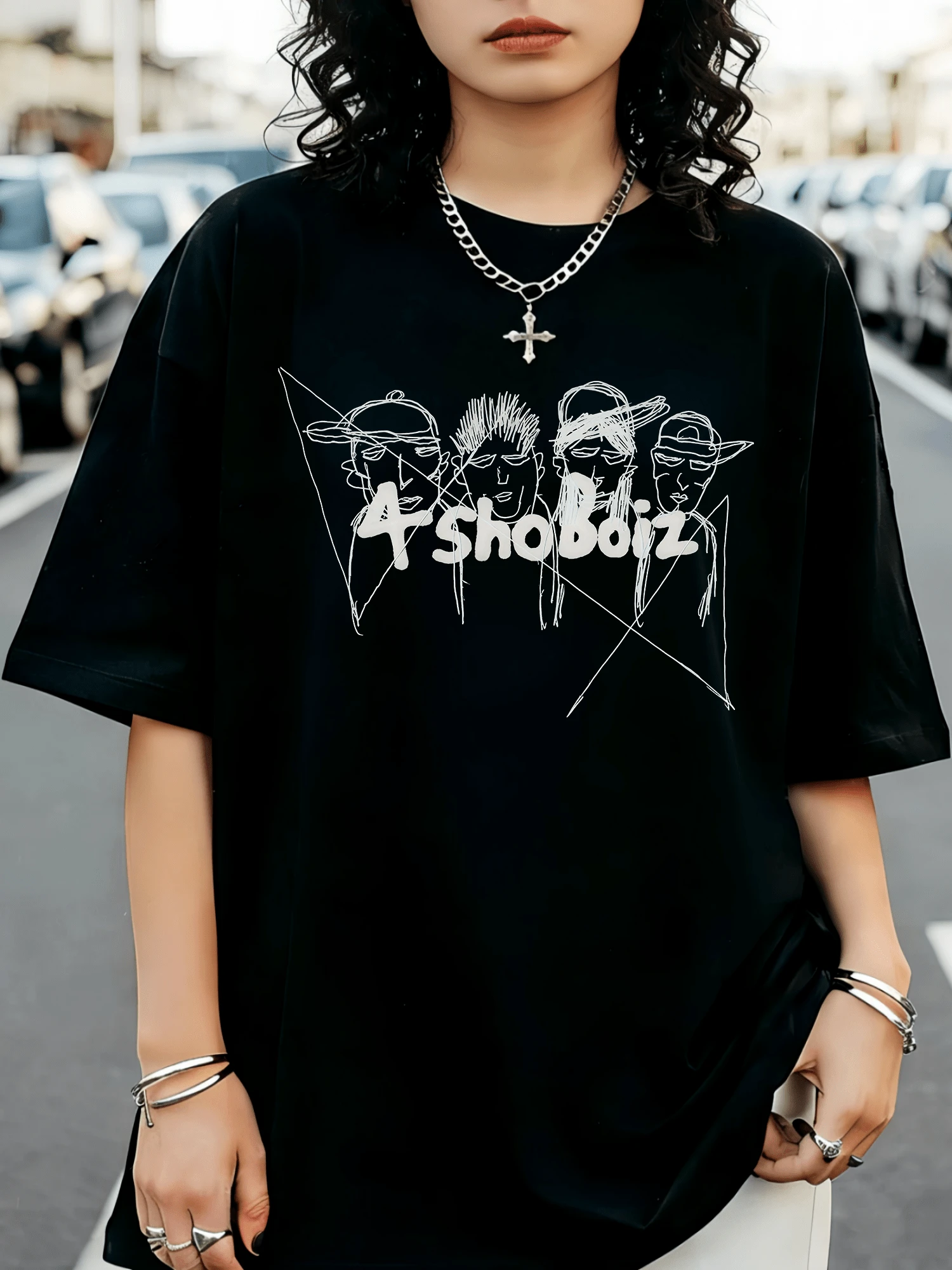 4ShoBoiz Lngshot Minimal Sketch Graphic Casual Loose Fit T-Shirt - Black - View 1