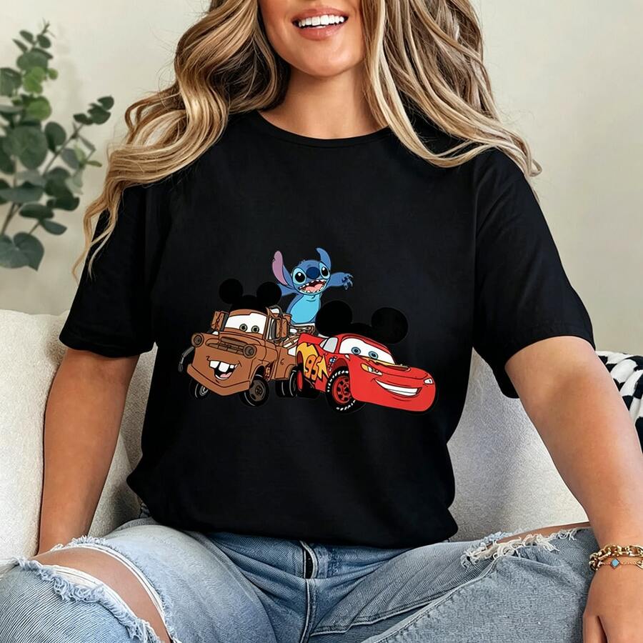 (Authorized By Disney. Mickey Mouse) Lightning McQueen And Die Of "Car Story" Are Combined With Shi Diqi Of "Star Baby", With Mickey's Ear Elements, A Group Of Elegant Ladies And Ladies' Cotton T-Shirts. The Fabric Is Soft, Comfortable And Breathable, Suitable For Daily Wear, Shopping, Travel, Parties And Home Use. The Same Clothes For Men And Women, Lovers' Models, Are Also Suitable As Exquisite Gifts. Every Woman Should Have One. - màu đen - Xem 1