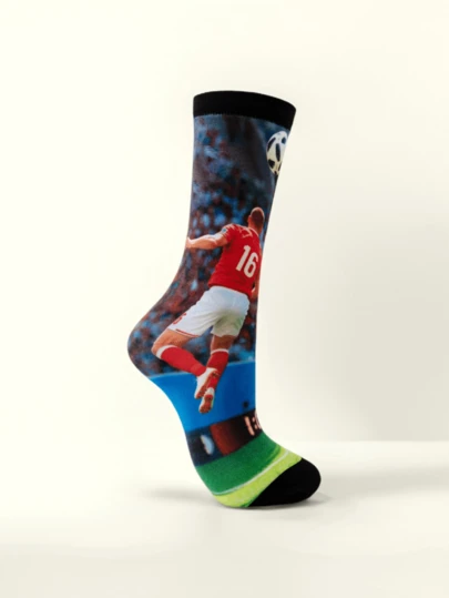 1 Pair Men's Mid-Calf Sports Socks With World Cup Football Elements, Colorful Crew Socks, Novelty Gift