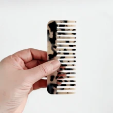 1pc Acetate Resin Light Tortoise Color Portable Wide Teeth Detangling Hair Comb Leopard Print ,Hair Styling Tools Hair Accessories - Multicolor - View 5
