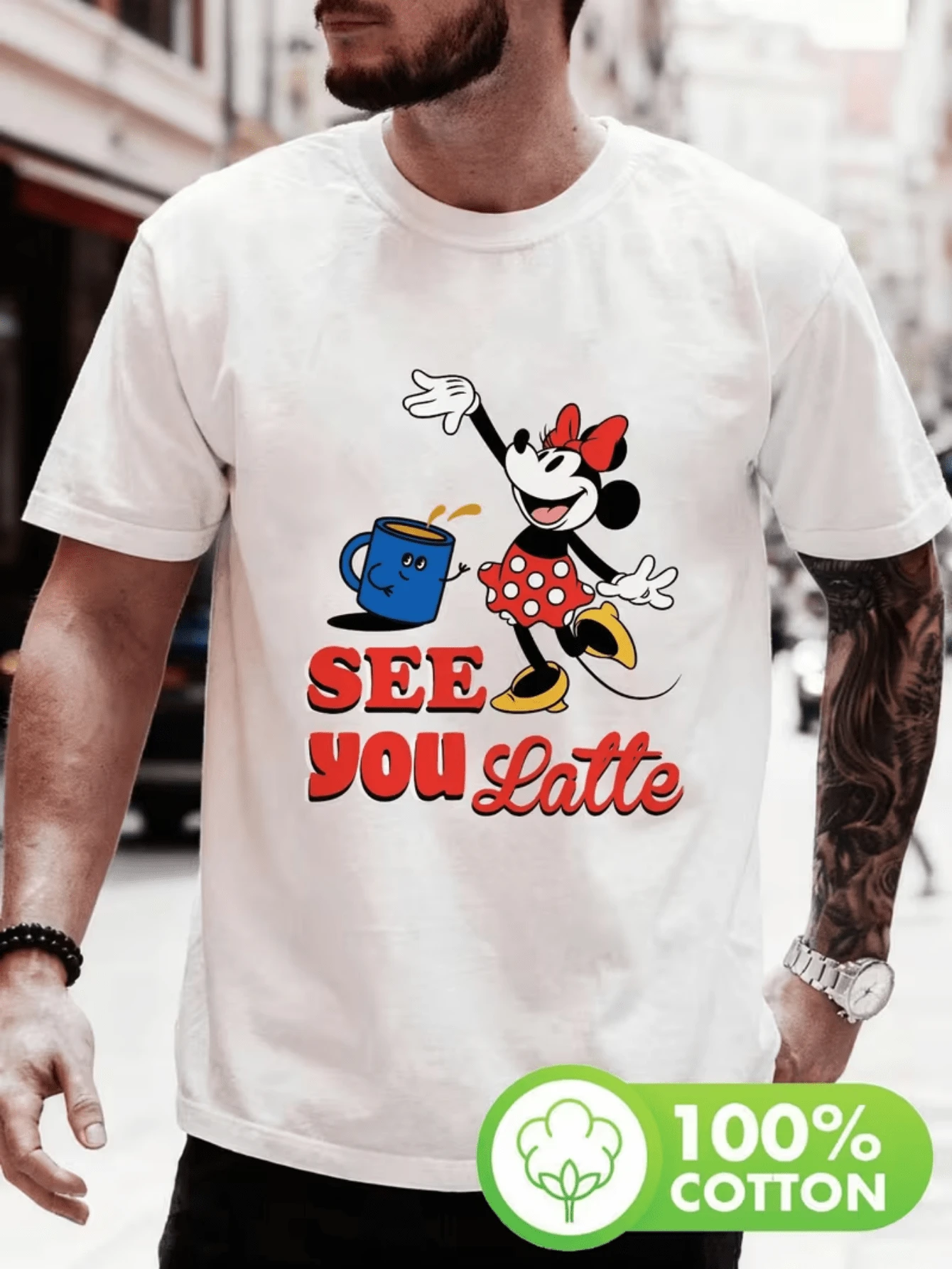 (Disney Licensed)Disney Minnie Mouse Men's T-Shirt, "See You Latte" Coffee Pun Graphic Tee, Oversized Crew Neck Short Sleeve Casual Streetwear T-Shirt, Cute Minnie With Coffee Mug Print Men's Summer Top, Disney Officially Authorized Men's Short-Sleeved T-Shirts, Mens Clothes, Men, Ropa De Hombre, Summer Clothes, Men Shirts, Graphic Tees, Disney Outfits Men, Graphic Tees, Camisetas Para Hombre, Camisas Para Hombre, Summer Outfits For Men, Father's Day Gift, Perfect Gift For Family And Friends, Which Are Necessary For Birthday Parties, Disney Shirts, Mens Clothes, Summer Clothes, Officially Licensed Disney T-Shirts, Disney Men's And Women's Spring/Summer Fashion Casual Short-Sleeve T-Shirts - 白色 - 查看 1