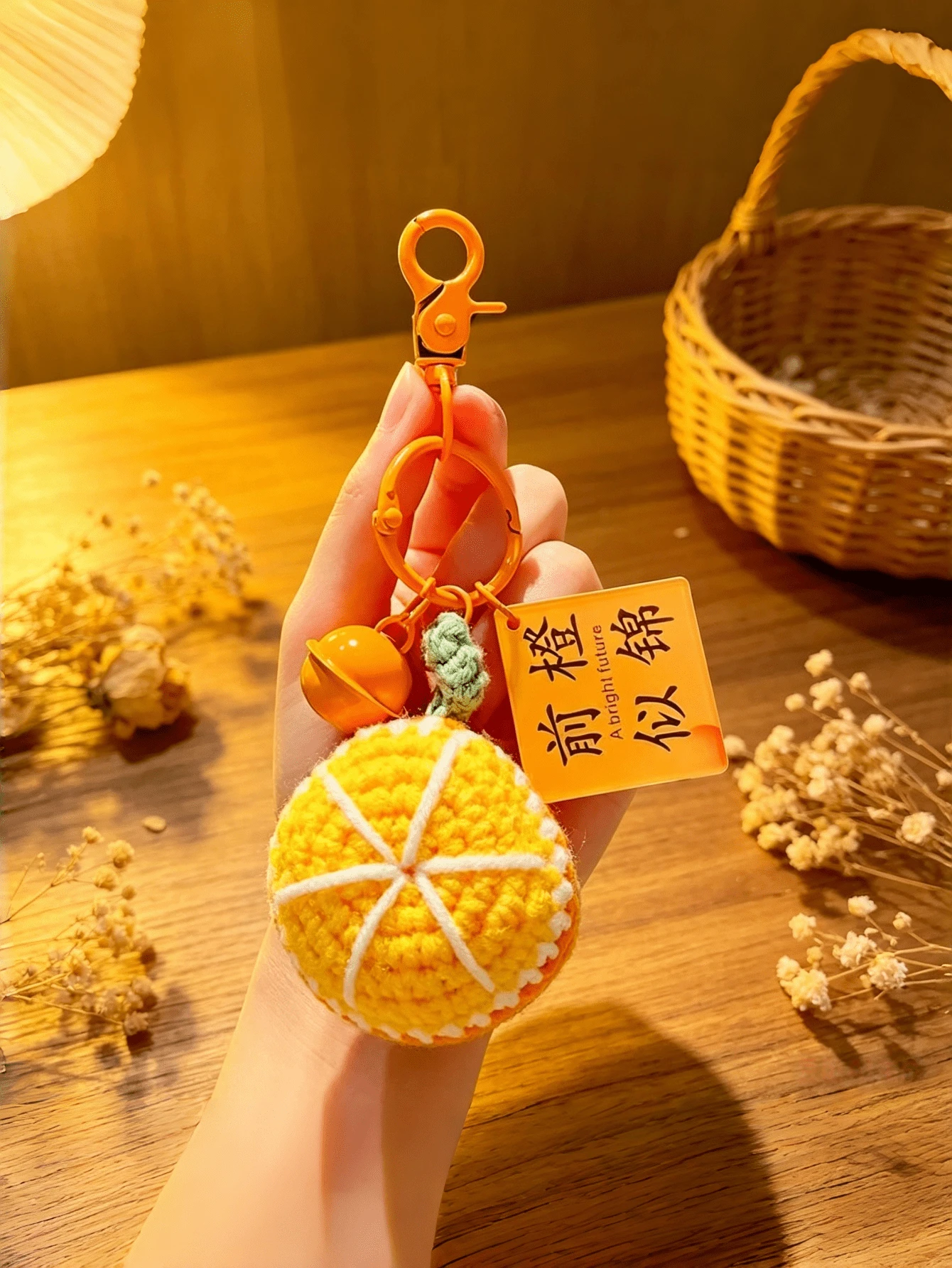 1 chiếc ghim cài áo hình hoa hướng dương và quả cam thủ công, thích hợp làm mặt dây chuyền túi xách, móc khóa, quà tặng du lịch, tiệc tùng, công việc.