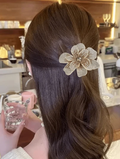 1pc Women's Everyday Hairstyle Decor Rhinestone Flower Hair Clip