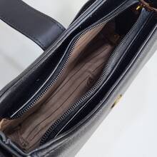 Bolsa Feminina Ombro Chic Luxo Alça Ajustável Transversal Couro Sintético Premium Elegante Moderna - Preto - Visão 4
