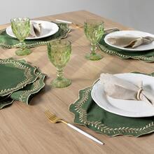American-Style Placemat Set With Embroidered Charger Plates And Simple Napkins. Table Setting Kit With Simple Napkins. - Musgo Atenea - Ver 5