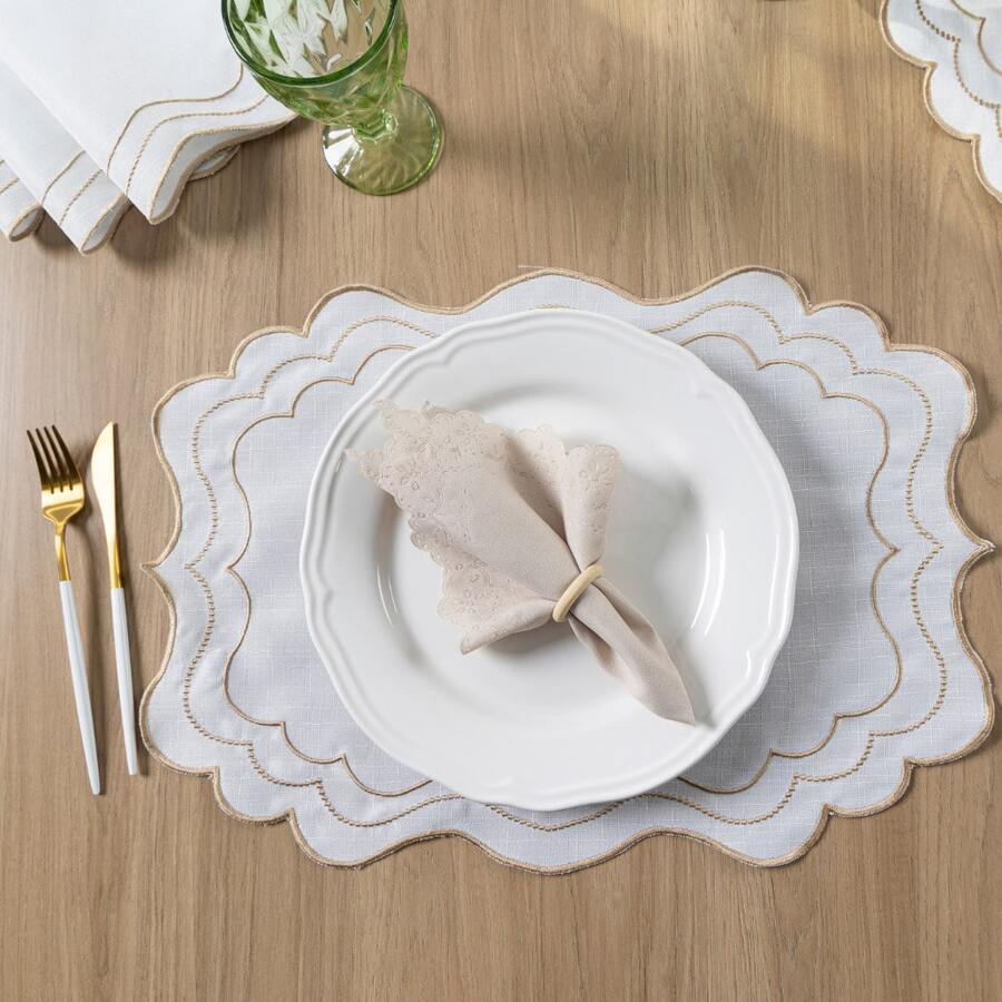 American-Style Placemat Set With Embroidered Charger Plates And Simple Napkins. Table Setting Kit With Simple Napkins. - Marfil de Verona - Ver 1