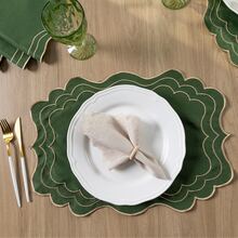 American-Style Placemat Set With Embroidered Charger Plates And Simple Napkins. Table Setting Kit With Simple Napkins. - Verona Musgo - Ver 10