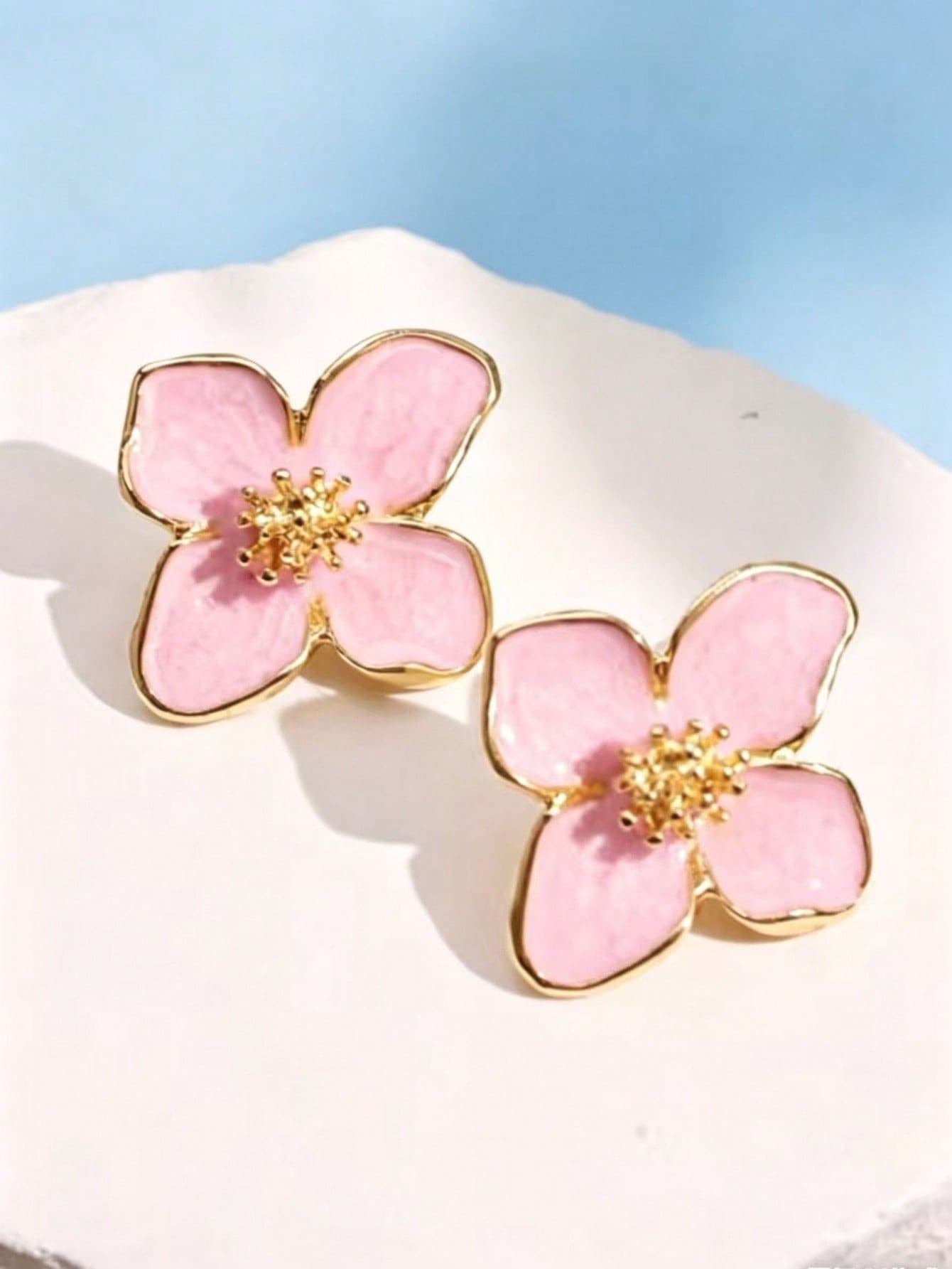 一对时尚芙蓉花水滴形釉面白花耳环，女士日常配饰及情人节礼物 - 粉色 - 查看 1