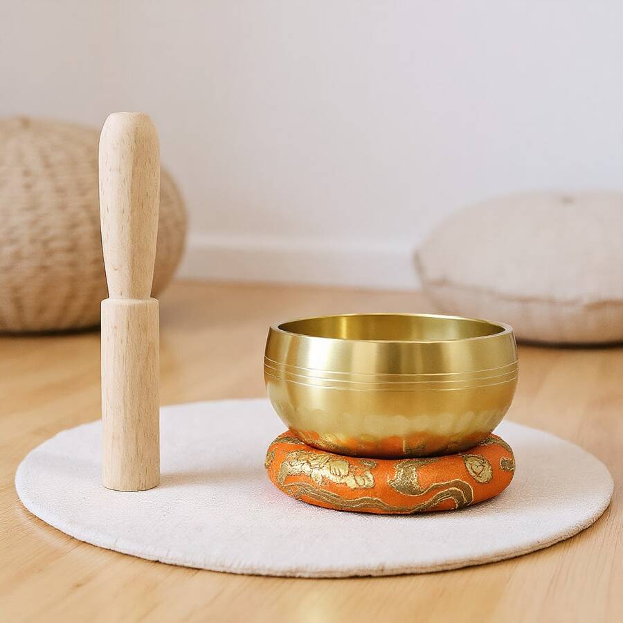 1pc Hand-Hammered Small Singing Bowl With Bright Pleasant Sound, For Yoga And Meditation, Includes Orange Cushion And Striker