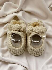 1 Pair Infant Flower Crocheted Pre-Walker Socks, Footwear - Beige - View 7