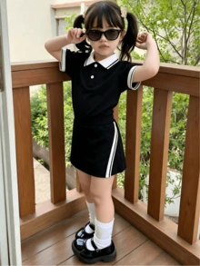 夏季新款女童运动套装，宽松透气撞色领Polo衫+侧条纹防闪光短裤裙，时尚百搭休闲校园装 - 黑色 - 查看 1