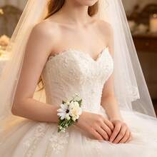 1件自然灵感仿真花腕花，麻绳雏菊手链，适合新娘、伴娘、户外婚礼、派对、拍照、优雅场合、生日等。 - 淺藍色 - 查看 1