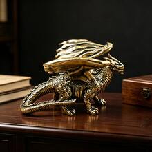 复古黄铜西方龙雕像，精雕细琢的神话生物装饰品，姿态威严，鳞片和羽毛纹理细致入微，桌面摆件，茶宠，奇幻爱好者收藏品 - 1PC - 查看 7