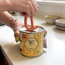 Dụng cụ mở lon bằng nhựa, tay cầm chống trượt, dễ cầm nắm, cấu trúc nhựa bền chắc, dụng cụ mở lon nhà bếp. - Xem 3