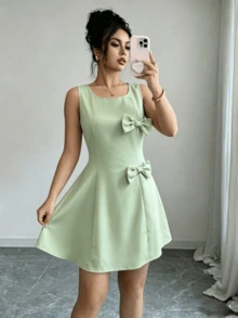 夏季新款女款休閒優雅純色無袖圓領綁腰A字版蝴蝶結可愛短裙洋裝，適合女性度假、假日、日常穿著 - 綠色 - 查看 4
