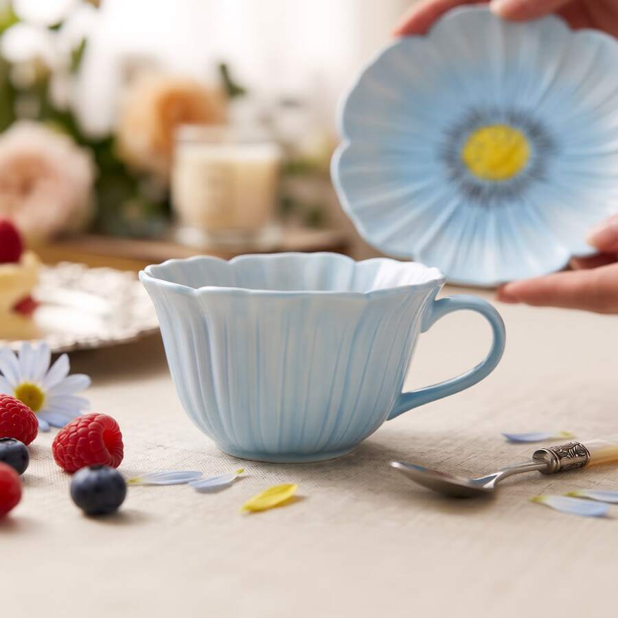 10oz Hand-Painted Petal-Shaped Ceramic Cup And Saucer Set For Cappuccino - Includes Saucer And Cup - Suitable For Specialty Coffee Drinks, Cappuccino, Latte, Americano, And Tea - Two-Piece Set, Microwave And Dishwasher . Blue - 淺藍色 - 查看 1