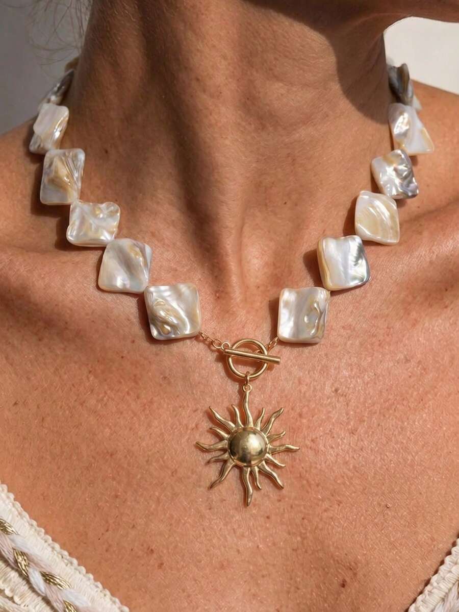 1pc Bohemian Style Summer Beach Shell Necklace, Jewelry For Women, Suitable For Women's Street, Party And Beach Accessories (Natural Shells May Have Slight Variations In Size And Minor Defects) - Sun - View 1