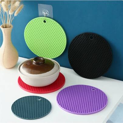 2/4pcs Upgraded Round Honeycomb Silicone Heat Insulation Pad, High Temperature Resistant Non-Slip Easy To Clean Scratch-Resistant Mat, Suitable For Kitchen Pot Holder, Office Desk Coaster, Home Dining Table, Library Bookshelf Decor