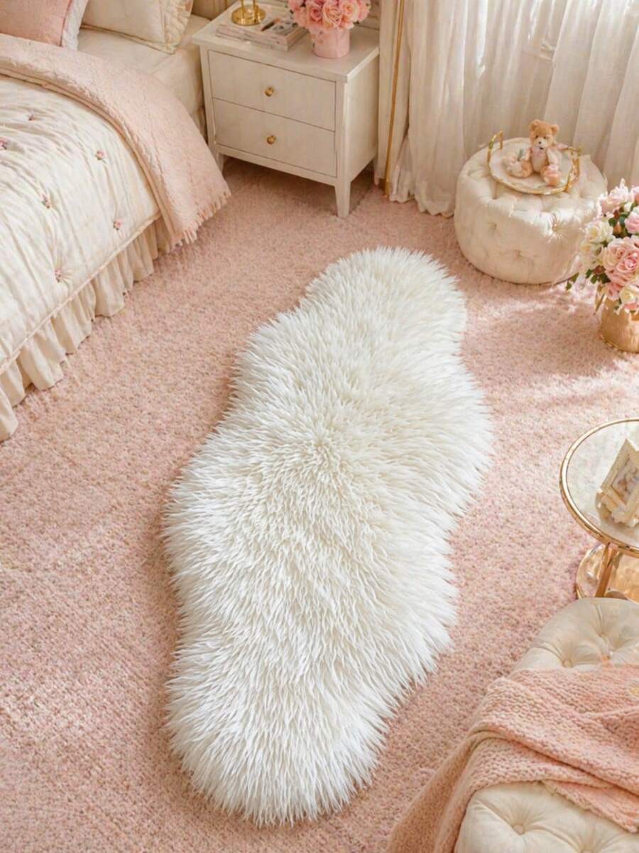 1pc White Fluffy Round Shaped Mat, Cute Play Mat, Decorative Carpet, Bedroom Decor, Small Rug, Carpet, Home Decor, Outdoor Rug, Washable Rug, Graduation/Mother's Day Gift - White - View 1