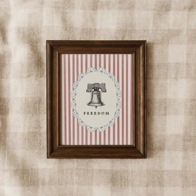 1pc Vintage Wall Art Poster, Patriotic Americana Canvas Print – Red Stripes & Lace "Liberty", Liberty Bell Wall Art – Vintage Cottagecore Patriotic Decor, Americana Gallery Wall Arts, Independence Day Decor, 4th Of July Posters, Framed Or Unframed, Room Decor, Home Decor, College Dorm Apartment Decor, Gifts For Wall Decoration In Hotel, Home, Living Room, Bedroom, Bathroom And Office