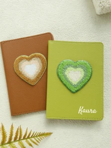 Takeoak 1 buah Tempat Paspor dengan Nama yang Dipersonalisasi dan Bordir Hati dari Beludru, Sampul Paspor Klasik Kulit Imitasi Bertekstur Warna Solid yang Disesuaikan dengan Anti-Pencurian RFID, Aksesori Perjalanan Hadiah Klasik yang Disesuaikan, Hadiah Liburan Natal - MultiWarna - View 9