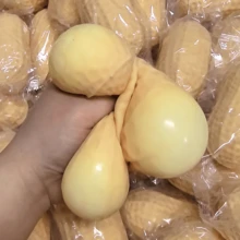 1件花生造型矽膠壓力紓壓玩具,適合辦公室放鬆/派對互動,創意花生捏捏玩具,辦公室/學校/生日/節日及家庭聚會的理想禮物 - 彩色 - 查看 4