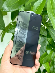 XINHONGYU 3片裝 OG 防窺鋼化玻璃螢幕保護貼，3H 硬度，防窺設計，疏油防指紋塗層，無氣泡快速安裝，相容 iPhone 17/17 Air/17 Pro Max/16 Pro Max/16 Pro/16 Plus/15/14/13/12/11，S26 Ultra/S25 Ultra/S24 Ultra/S24/S23/S22/A56/A36，A3/A3 Pro/A5 Pro/A60/Reno15/Reno14/Find X9/K90/Note15 Pro/Turbo5 Max - 3件 - 查看 2
