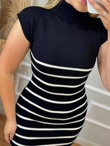 Vestido Feminino Tricô Modal Listrado Gola Alta De Manga Moda Verão - Preto - Visão 2