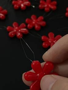 Red Plum Blossom Threader, Can Easily Pass Through Regular Hand Sewing Needle Eye, Convenient And Effortless Threading, Suitable For Hand Sewing, Daily Home Sewing, Practical Sewing Accessory - Plum Blossom Threader - View 5