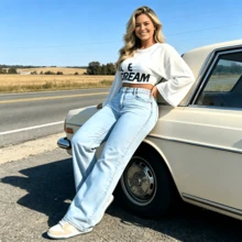 Women's Light Wash High Waisted Wide Leg Jeans, Casual Loose Fit Denim Pants, Streetwear & Daily Wear Trousers,Women's High Waisted Light Blue Wide Leg Jeans, Relaxed Fit Straight Leg Denim Pants For All Body Types,Vintage Light Wash Wide Leg Jeans For Women, High Waisted Baggy Denim Pants, 90s Streetwear Style, - Màu xanh nhạt - Xem 1