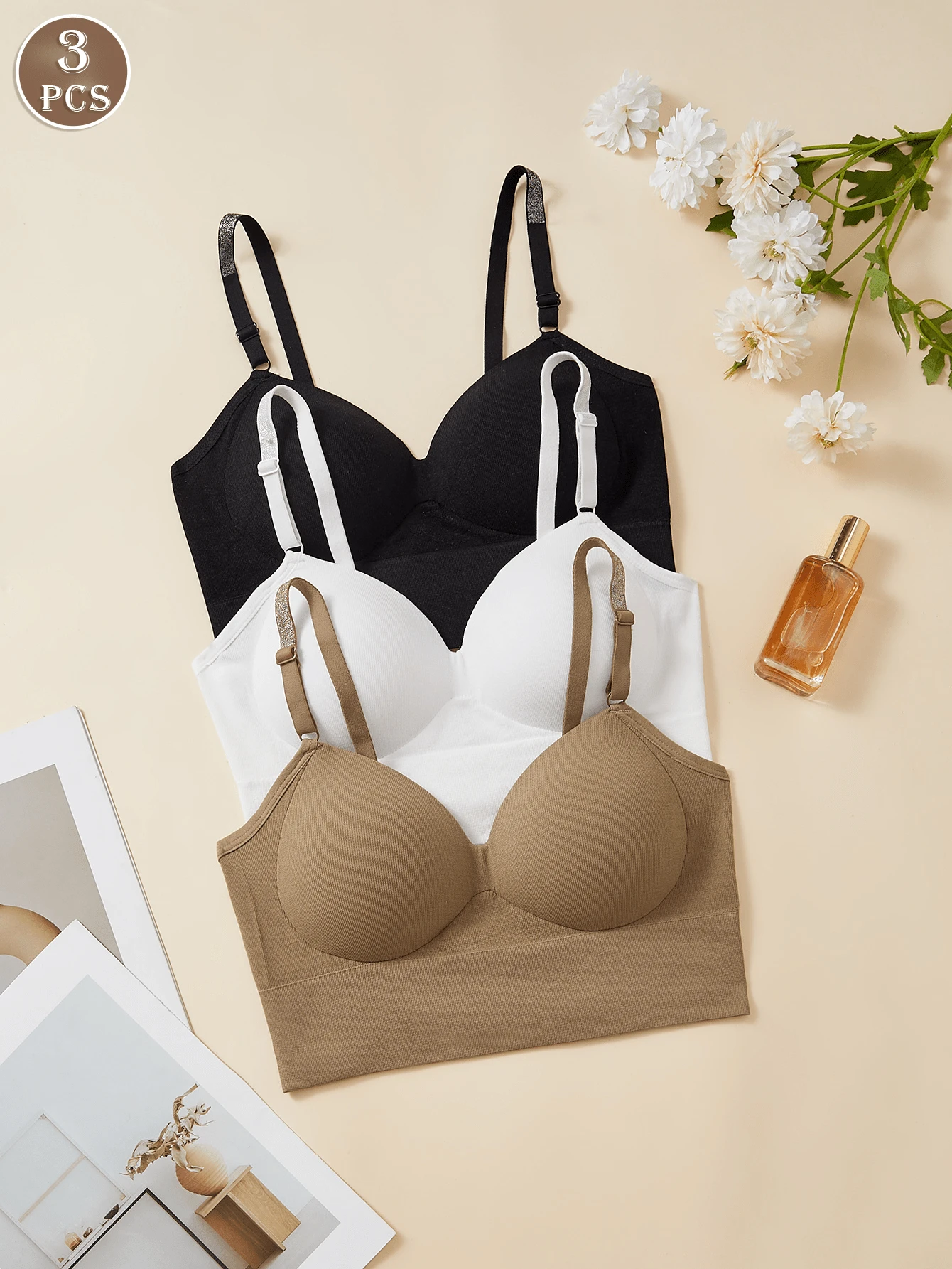 3 Buah Bra Wanita Tanpa Jahitan dengan Cup Tetap, Pakaian Dalam Kompresi Elegan, Pengait 4 Baris, Tanpa Kawat Baja, Tali Bahu yang Dapat Diatur untuk Pemakaian Sehari-hari & Olahraga - MultiWarna - View 1