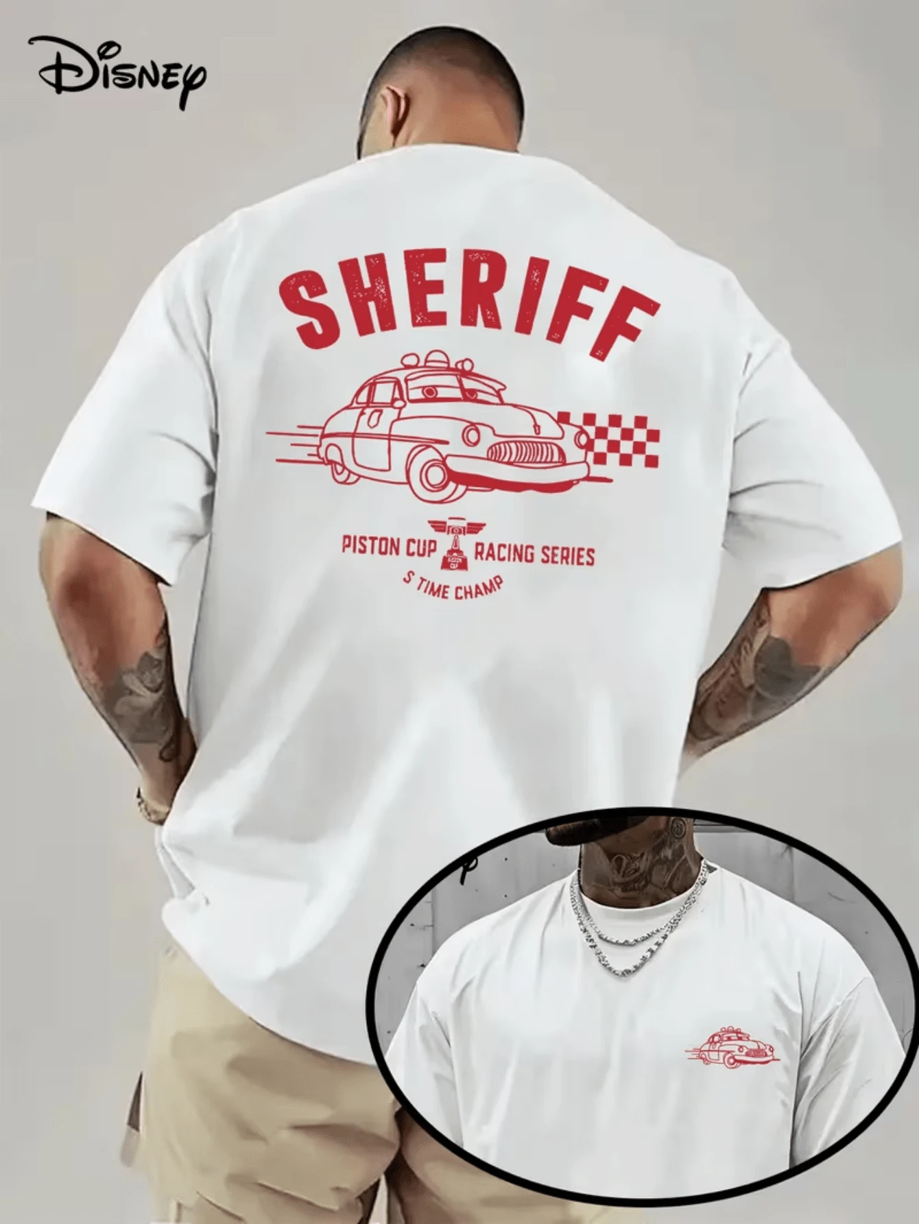 (Disney Licensed)Disney Cars Men's T-Shirt, "Sheriff" Piston Cup Racing Graphic Tee, Oversized Crew Neck Short Sleeve Casual Streetwear T-Shirt, Sheriff Car With Checkered Flag And Racing Text Print Men's Summer Top, Disney Officially Authorized Men's Short-Sleeved T-Shirts, Mens Clothes, Men, Ropa De Hombre, Summer Clothes, Men Shirts, Graphic Tees, Disney Outfits Men, Graphic Tees, Camisetas Para Hombre, Camisas Para Hombre, Summer Outfits For Men, Father's Day Gift, Perfect Gift For Family And Friends, Which Are Necessary For Birthday Parties, Disney Shirts, Mens Clothes, Summer Clothes, Officially Licensed Disney T-Shirts, Disney Men's And Women's Spring/Summer Fashion Casual Short-Sleeve T-Shirts - 白色 - 查看 1