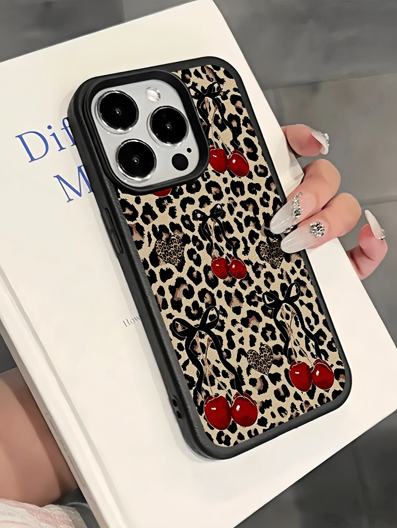 1 chiếc ốp lưng điện thoại TPU chống sốc, in họa tiết da báo đen anh đào, thiết kế tối giản, cá nhân hóa, che phủ toàn diện, tương thích với Apple 17, 16, 15, 14, 13, 12, 11 Pro Max, Air - Nhiều màu - Xem 1