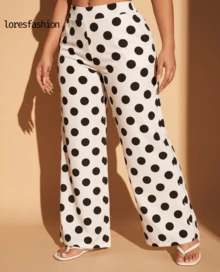 Pantalón Polcas  bolas  para Mujer de Pierna Ancha con Pretina Alta y Detalle de Cintura Ancha, Diseño Suelto, Fluido y Cómodo que Estiliza la Figura, Estampado de Lunares Grandes y Redondos Moderno y Elegante, Tela Ligera, Suave y Elástica Ideal para Primavera, Verano u Otoño, Pantalón Largo Versátil Perfecto para Vacaciones, Playa, Paseos, Brunch, Aeropuerto o Uso Diario, Look Casual Chic que se Adapta a Diferentes Estilos desde Relajado hasta Elegante, Fácil de Combinar con Blusas, Crop Tops, Camisetas o Sandalias, Prenda Femenina Moderna que Aporta Movimiento, Frescura y Comodidad, Ideal para Mujeres que Buscan Estilo sin Perder Confort en Cualquier Temporada o Evento Informal o Social - Blanco - Ver 4